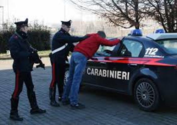 carabinieri arresto