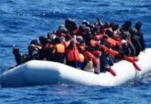 Barcone migranti Lampedusa