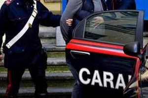 Sicilia, rapinavano a volto coperto dando inoltre pugni in faccia: arrestati malfattori