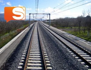 Tragedia a Messina, 14enne travolta da un treno