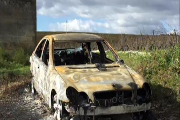 foto-auto-bruciata-salemi-625x350 (Copy)