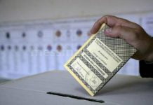 Uso improprio del cellulare e scheda strappata a Catania durante le Europee: denunciato