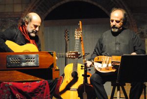 La strada degli scrittori, attesa per il concerto dei fratelli Mancuso