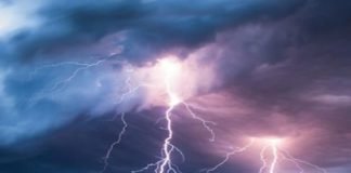 Catania, fulmine colpisce Misterbianco: crolli e danni alla facciata