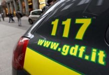 Gela, corruzione di Pubblico Dipendente: 2 arrestati