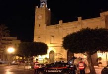 Licata, guida senza patente e aggredisce i carabinieri: arrestano 19 enne di Avellino