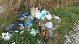 Canicattì, beccati dalle telecamere a gettare rifiuti: in arrivo pesanti multe