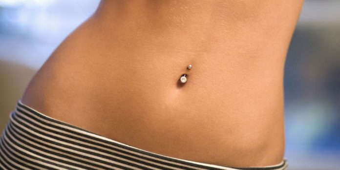 Piercing-ombelico, circolare liceo