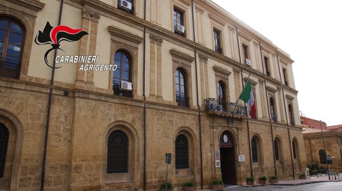 Naro, rapina ai danni di un'anziana