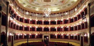 Fondi dalla Regione per i teatri siciliani: tra beneficiari anche scuole e parrocchie