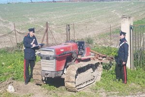 Canicattì, furono beccati a rubare un trattore: Gip convalida gli arresti Canicattì, furono beccati a rubare un trattore: Gip convalida gli arresti