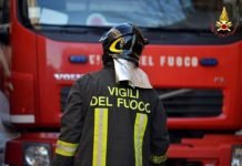 Naro, coperta elettrica prende fuoco: giovane salva anziana arrampicandosi dal balcone