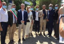Falcone al taglio del nastro della Sp 16