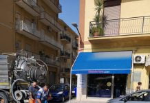 Canicattì ,prima dell’arrivo delle piogge si puliscono i tombini: L’intervento per evitare allagamenti.