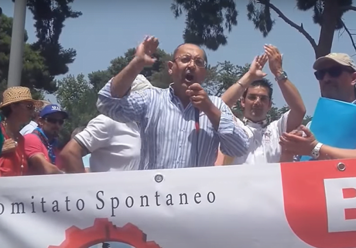 foto comizio monteleone sinalp precari enti locali asu 2