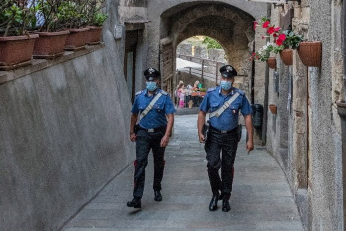 Carabinieri controlli anti covid
