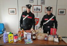 Modica, entrano in supermercato e rubano 40 blocchi di formaggio: denunciata una coppia