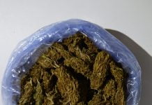 Licata, nascondeva 100 grammi droga dentro il casco: arrestato