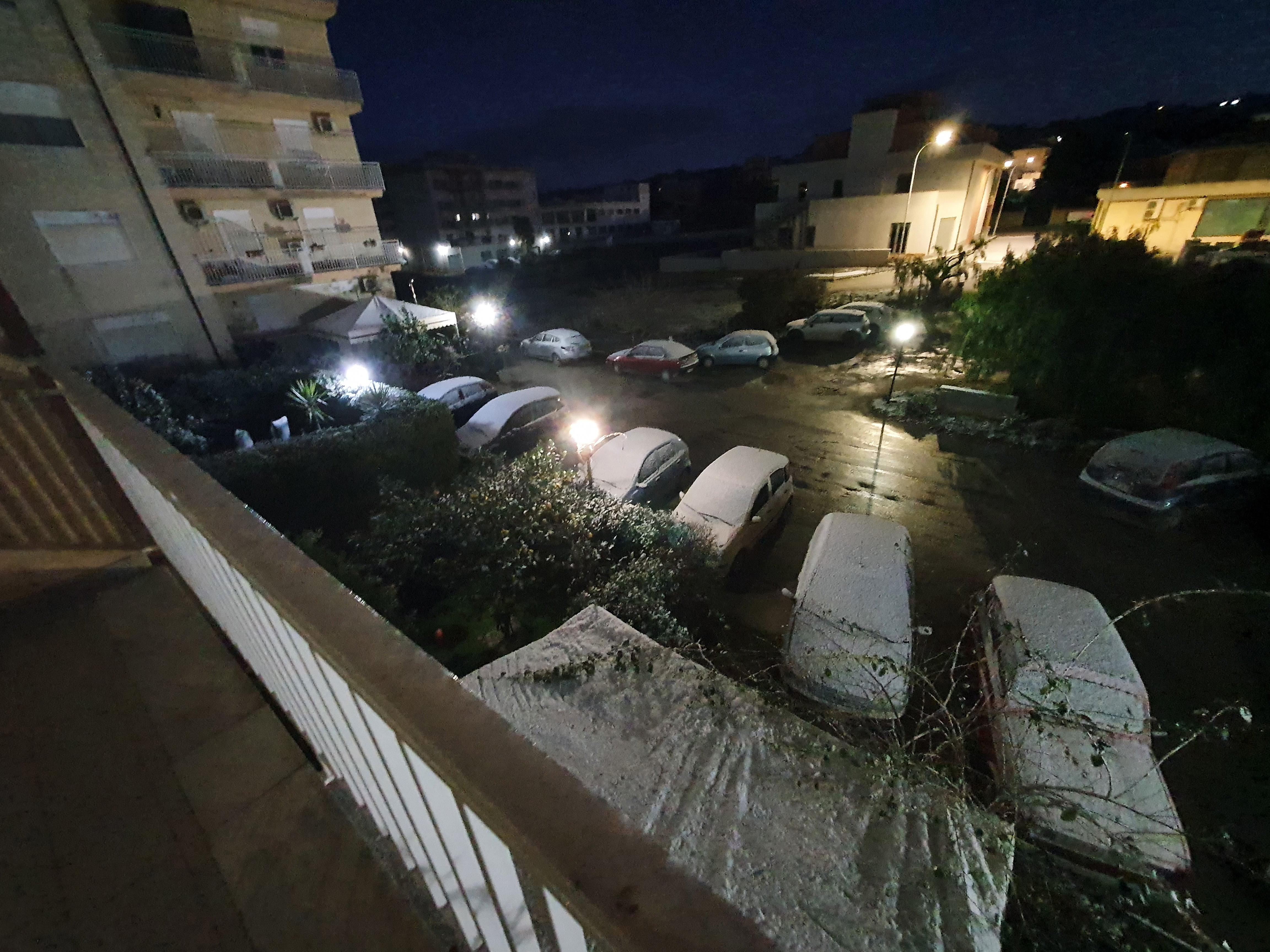 Canicattì, come da previsioni è arrivata qualche spruzzata di neve (foto e video) Canicattì, come da previsioni è arrivata qualche spruzzata di neve (foto e video)