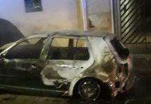 Canicattì, incendio nella notte: in fiamme una Volkswagen Golf