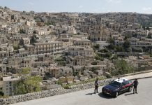 Scicli, latitante trovato a Sampieri e arrestato dai Carabinieri