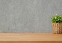 come arredare il soggiorno con carta da parati
