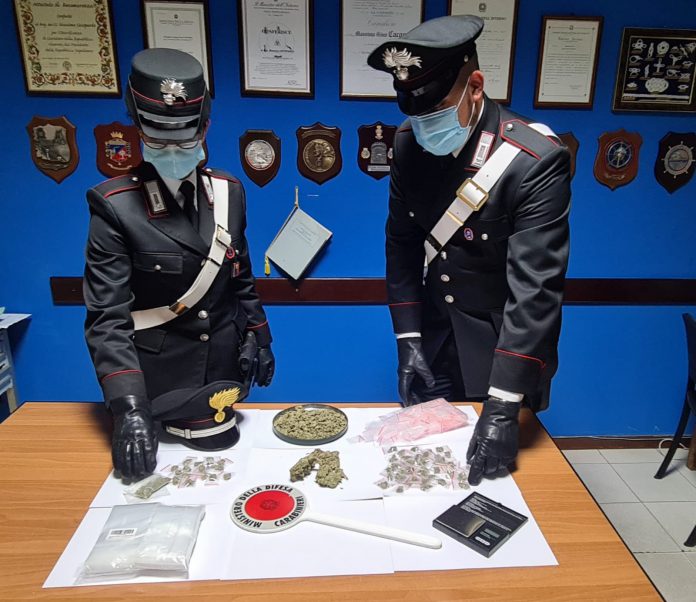 CC Roccalumera sequestro stupefacenti