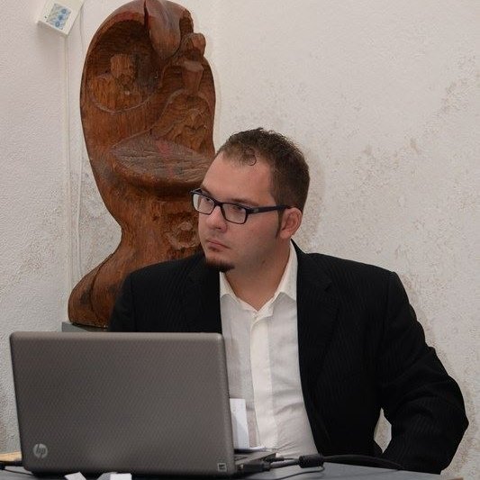 Grotte, il poeta Gero Miceli selezionato per il prestigioso catalogo Mondadori “L’Arte in Quarantena” Grotte, il poeta Gero Miceli selezionato per il prestigioso catalogo Mondadori “L’Arte in Quarantena”