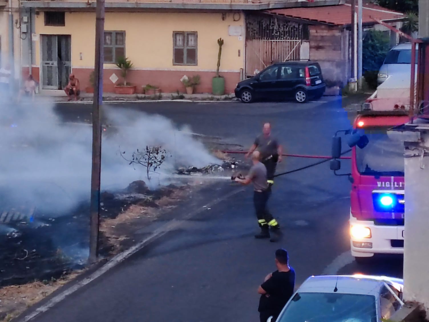 Emergenza incendi a Catania, il comitato Romolo Murri chiede soluzioni adeguate Emergenza incendi a Catania, il comitato Romolo Murri chiede soluzioni adeguate