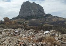 Sutera, le guardie ambietali WWF scoprono una discarica abusica con rifiuti speciali