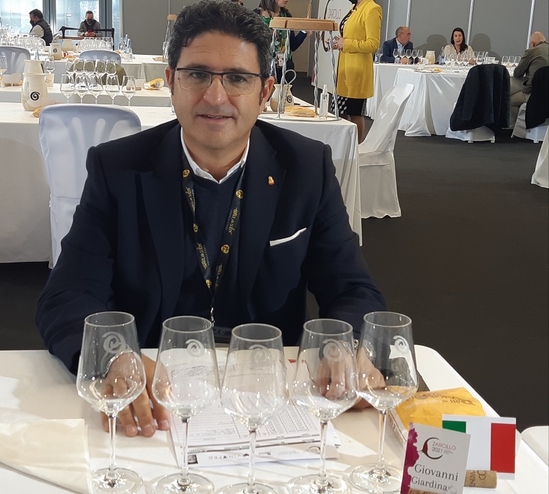 Canicattì, l'enologo Giovanni Giardina in giuria nel prestigioso concorso internazionale "Premios Zarcillo" Canicattì, l'enologo Giovanni Giardina in giuria nel prestigioso concorso internazionale "Premios Zarcillo"