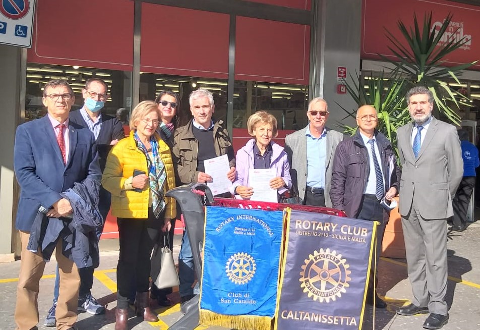SOS API - Rotary & Famila pro-Api, con iniziativa “esperienziale” SOS API - Rotary & Famila pro-Api, con iniziativa “esperienziale”