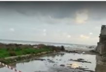 Licata, vento forte e mareggiate: il Sindaco chiude tratto di strada nel rione Fondachello