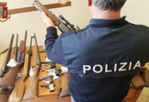 Caltanissetta, controlli nei confronti dei detentori di armi: due denunce