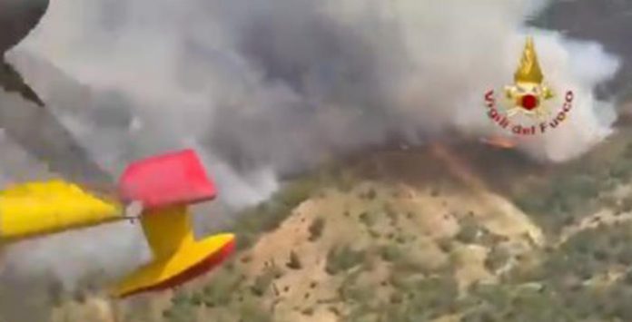 ALLARME INCENDI, DRAGHI FIRMA LA MOBILITAZIONE PER LA SICILIA