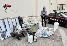 Licata, i carabinieri scoprono laboratorio sotterraneo per la coltivazione e lo spaccio di stupefacenti: 2 arresti