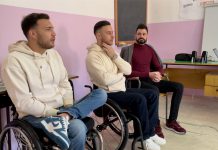 Scuola e disabilità, la storia di Mimmo e Peppe a confronto con i liceali. “La disabilità come ricchezza”