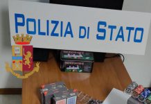 Polizia di Stato scopre bisca a Catania, 11 denunce