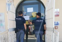 Sospensione di un Chiosco-Bar ad Acireale: Presenza Costante di Clienti con Precedenti