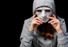 Catania: Arrestato Bulgaro che Travestito da Donna Derubava i Cellulari